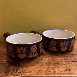 MADE IN JAPAN : Two Ramekins